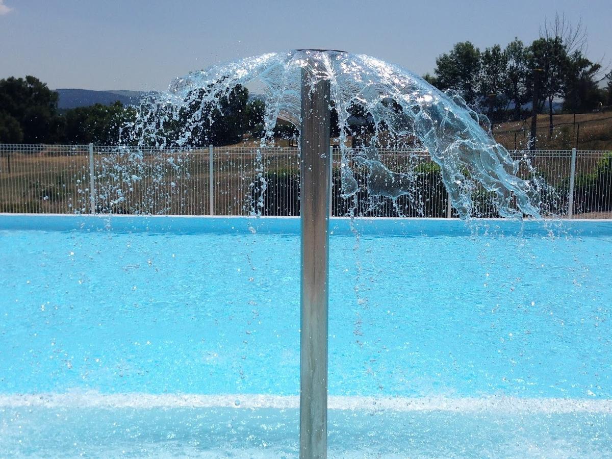 Le Claux Du Puits By Ateya Vacances Saint-Trinit Luaran gambar