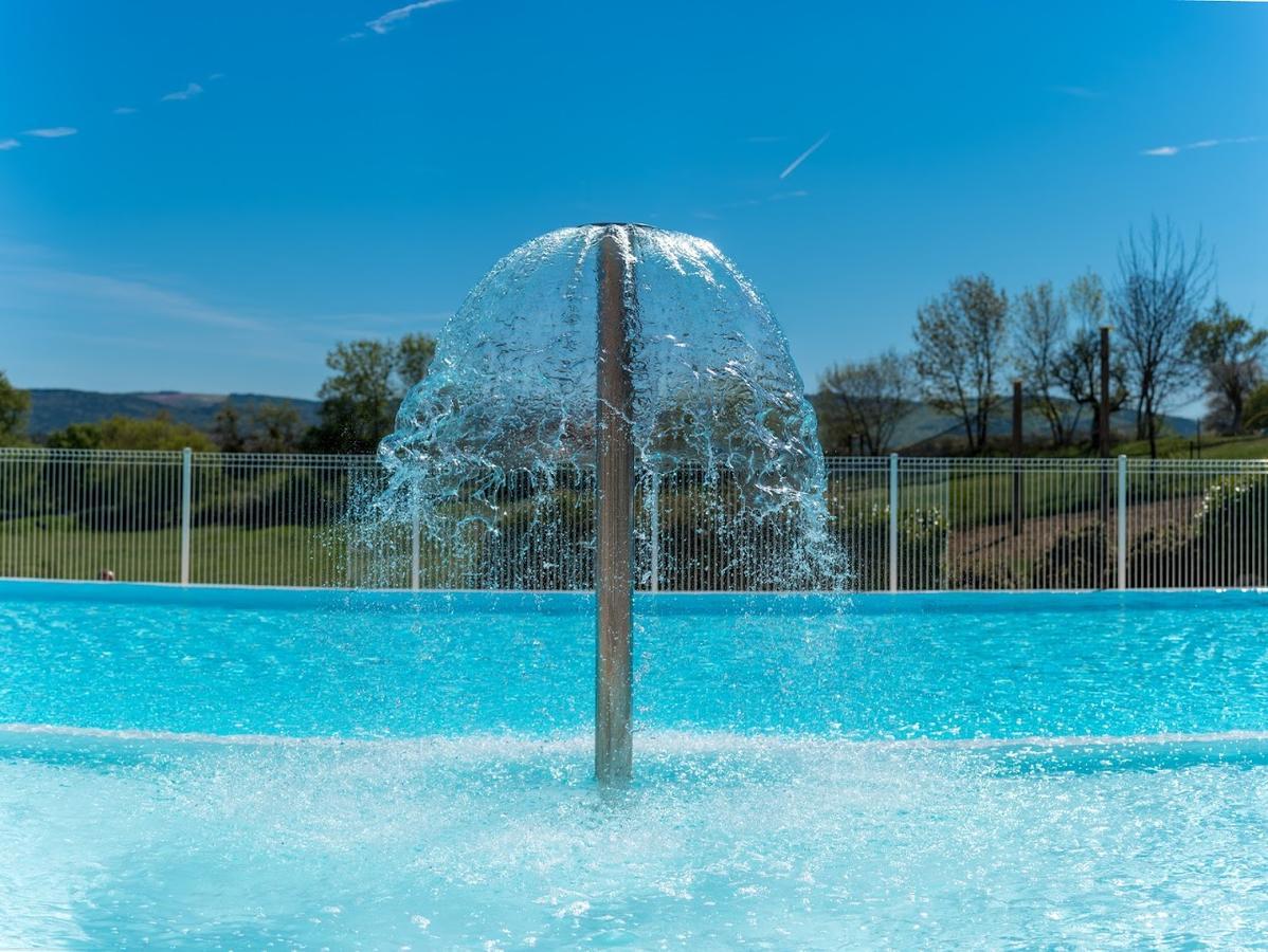 Le Claux Du Puits By Ateya Vacances Saint-Trinit Luaran gambar